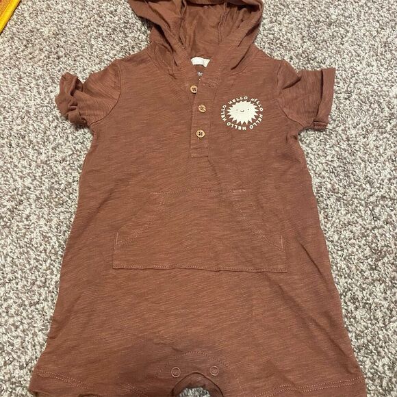 Carter's Baby 6M Brown Hooded Romper with Sun Graphic Unisex - Picture 1 of 3